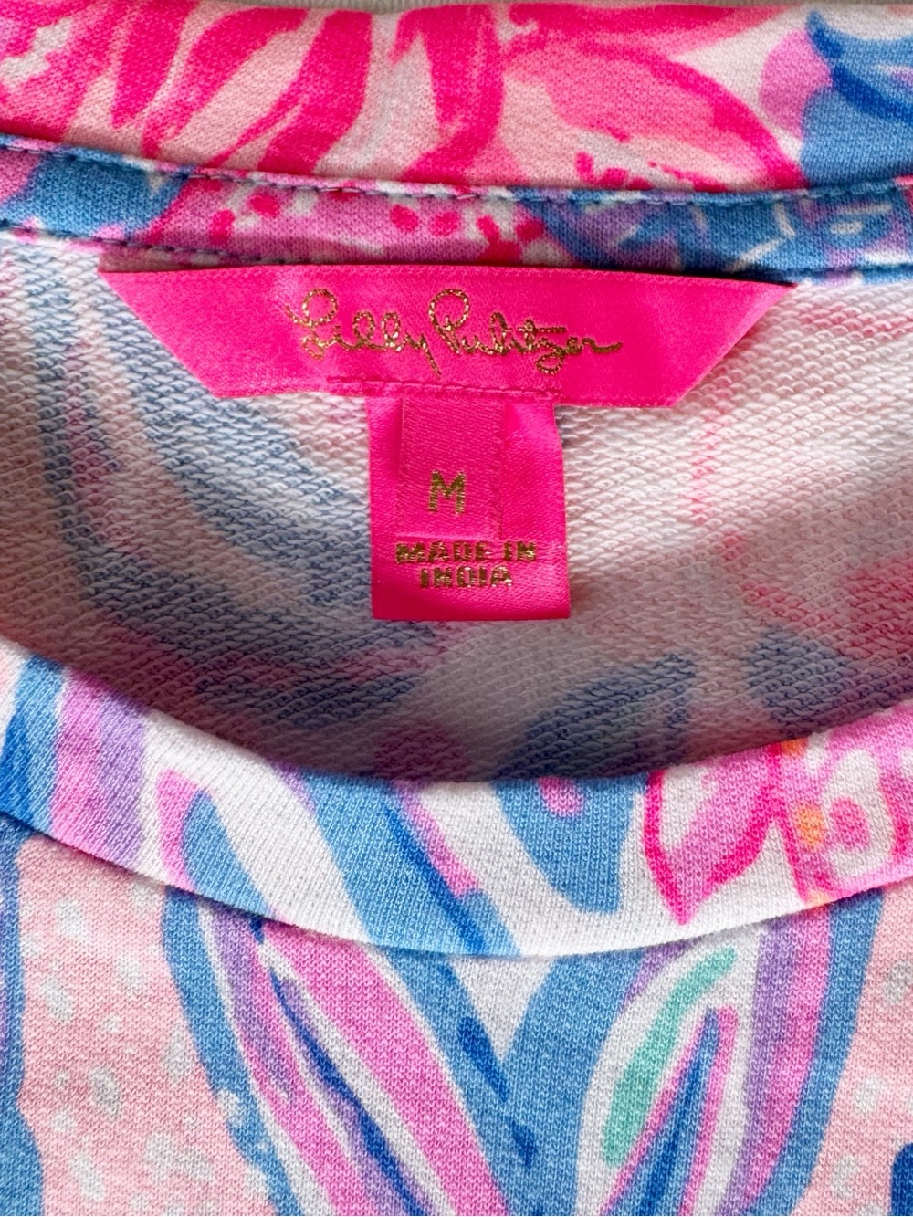 NWT Lilly Pulitzer Large Jansen Long Sleeve Sweatshirt Pink Isle Snappy Turtle - Picture 6 of 8
